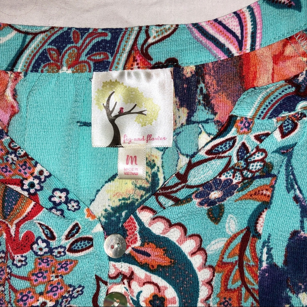 Multicolored Flowy Top, Size Medium - Picture 3 of 4